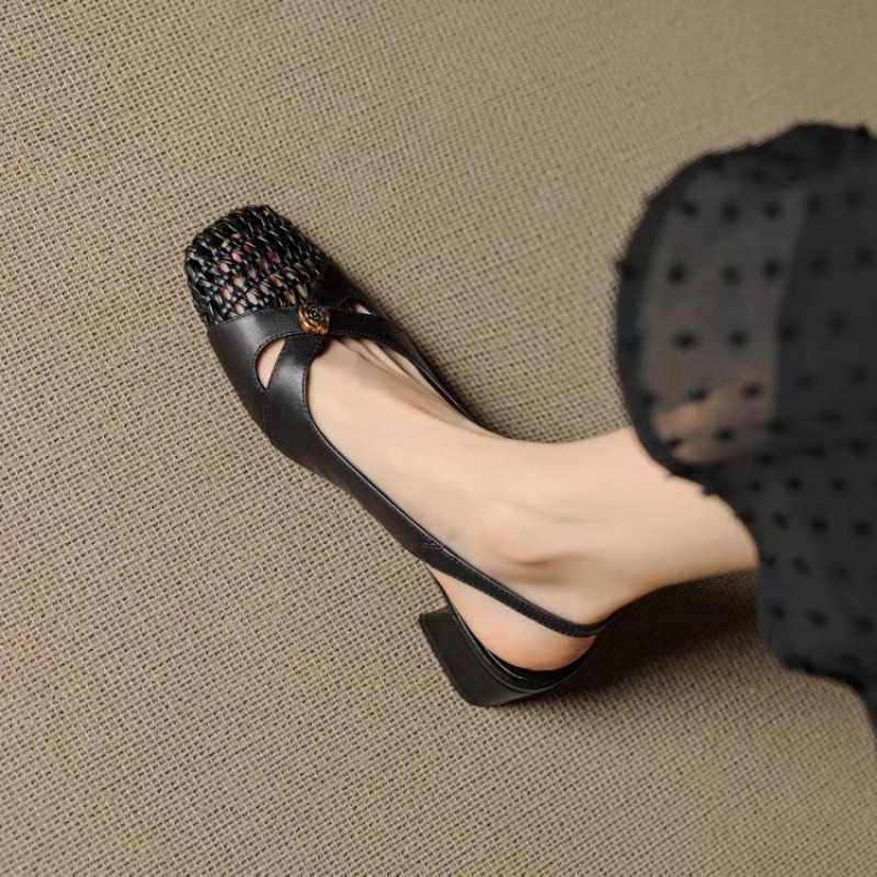 Women's French-style closed-to - огляд і ціна Women'S Shoes